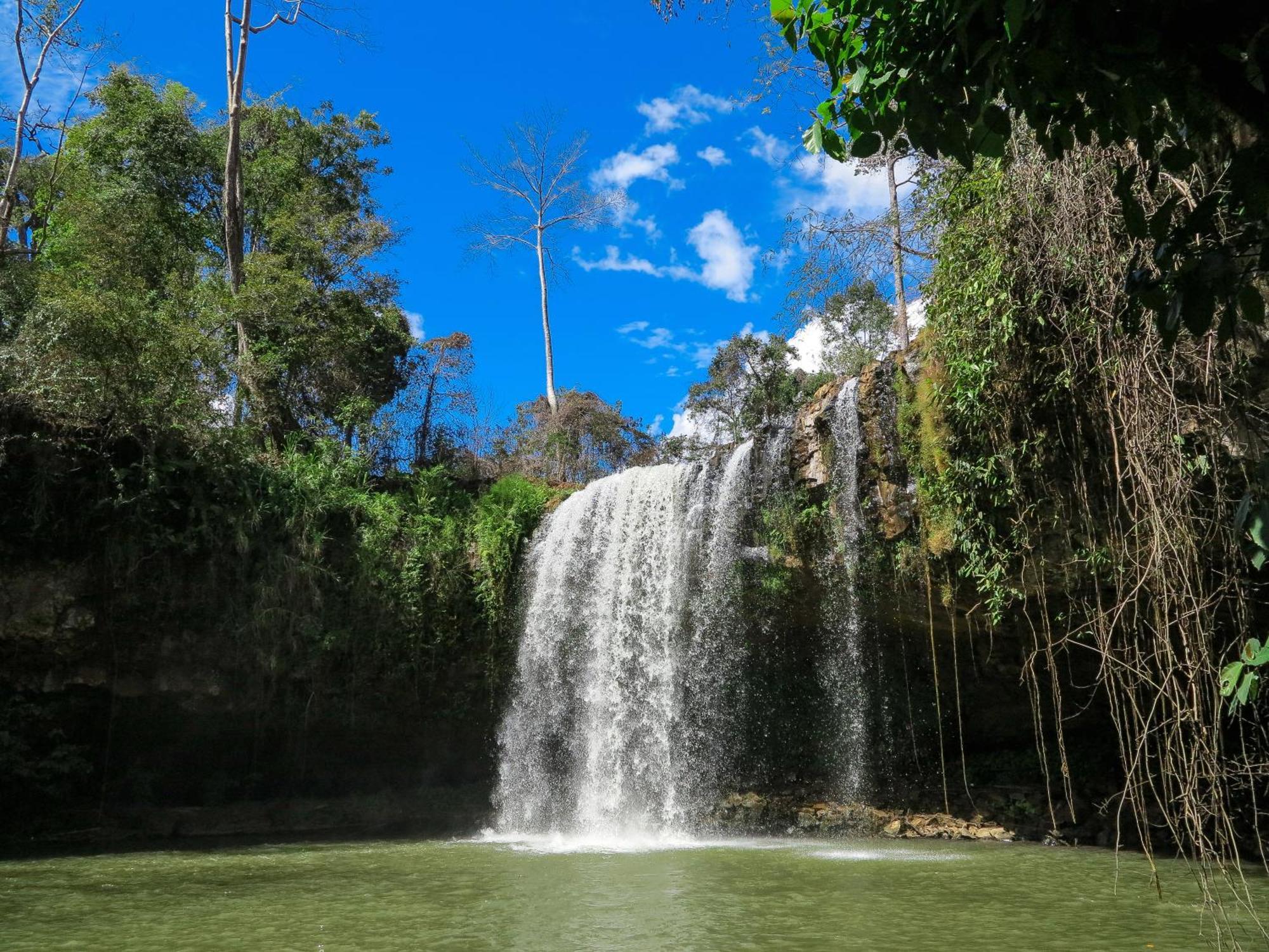 Ratanakiri Homestay & Jungle Trek Banlung Ngoại thất bức ảnh