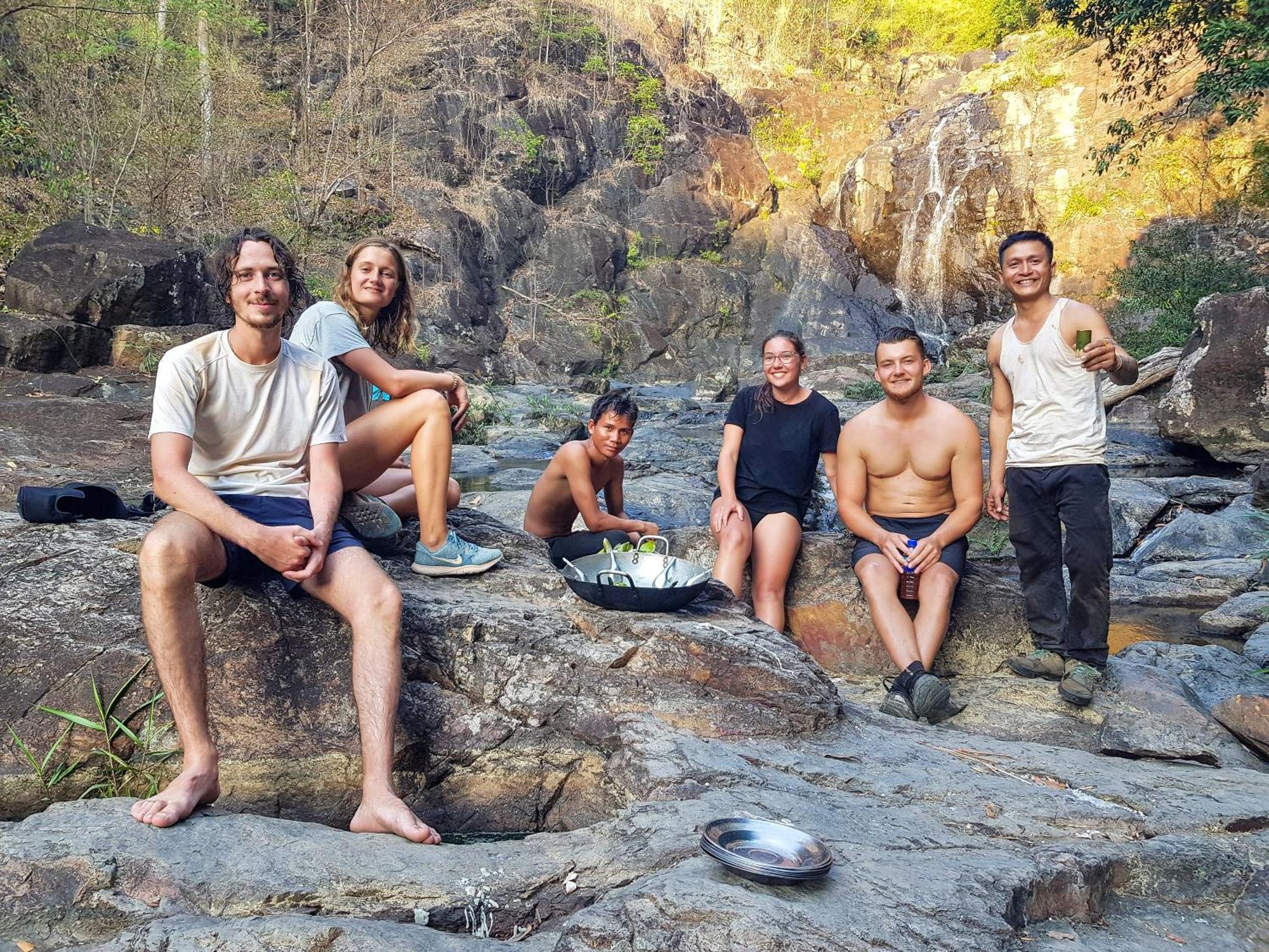 Ratanakiri Homestay & Jungle Trek Banlung Ngoại thất bức ảnh