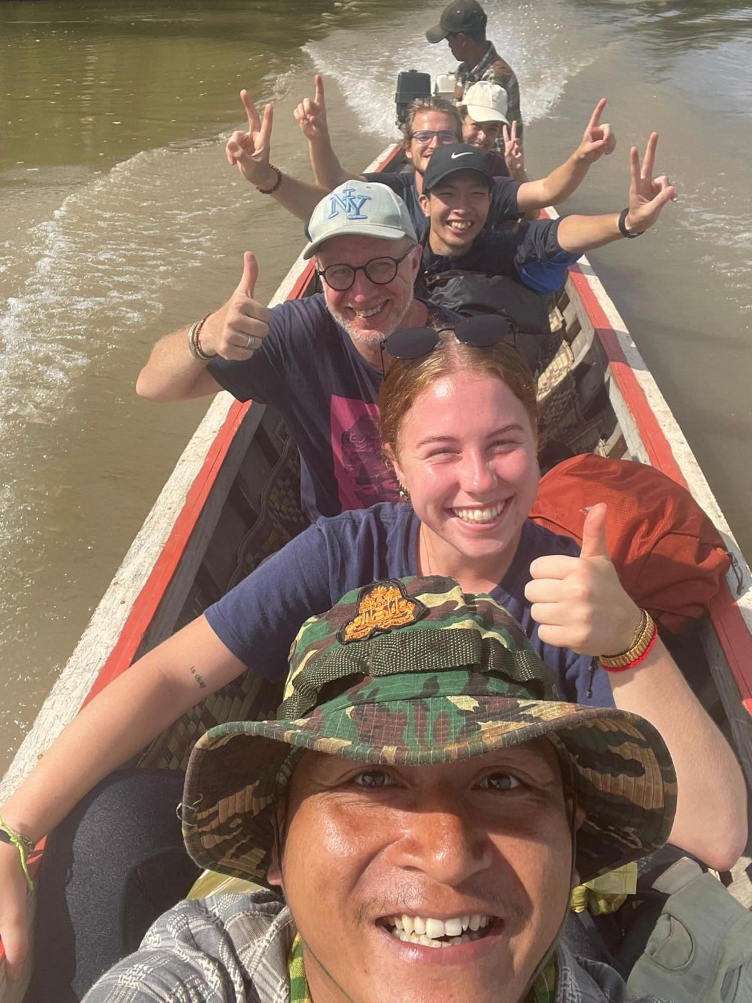 Ratanakiri Homestay & Jungle Trek Banlung Ngoại thất bức ảnh