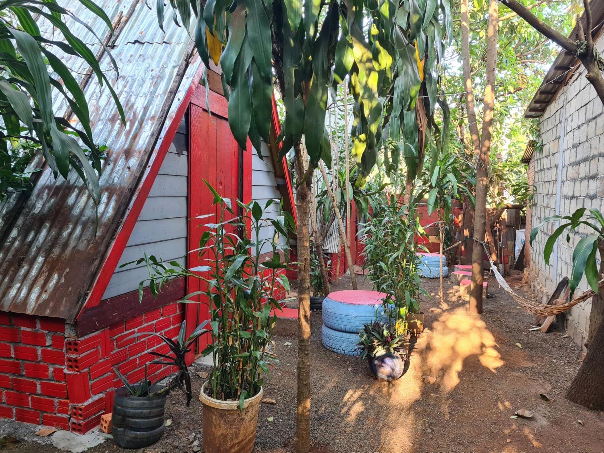 Ratanakiri Homestay & Jungle Trek Banlung Ngoại thất bức ảnh